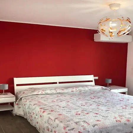 By The Sea - In Full Relaxation - Air Conditioned - Wi-fi Villa Fontane Bianche