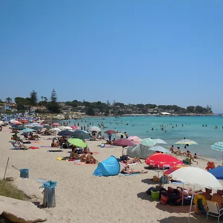 By The Sea - In Full Relaxation - Air Conditioned - Wi-fi